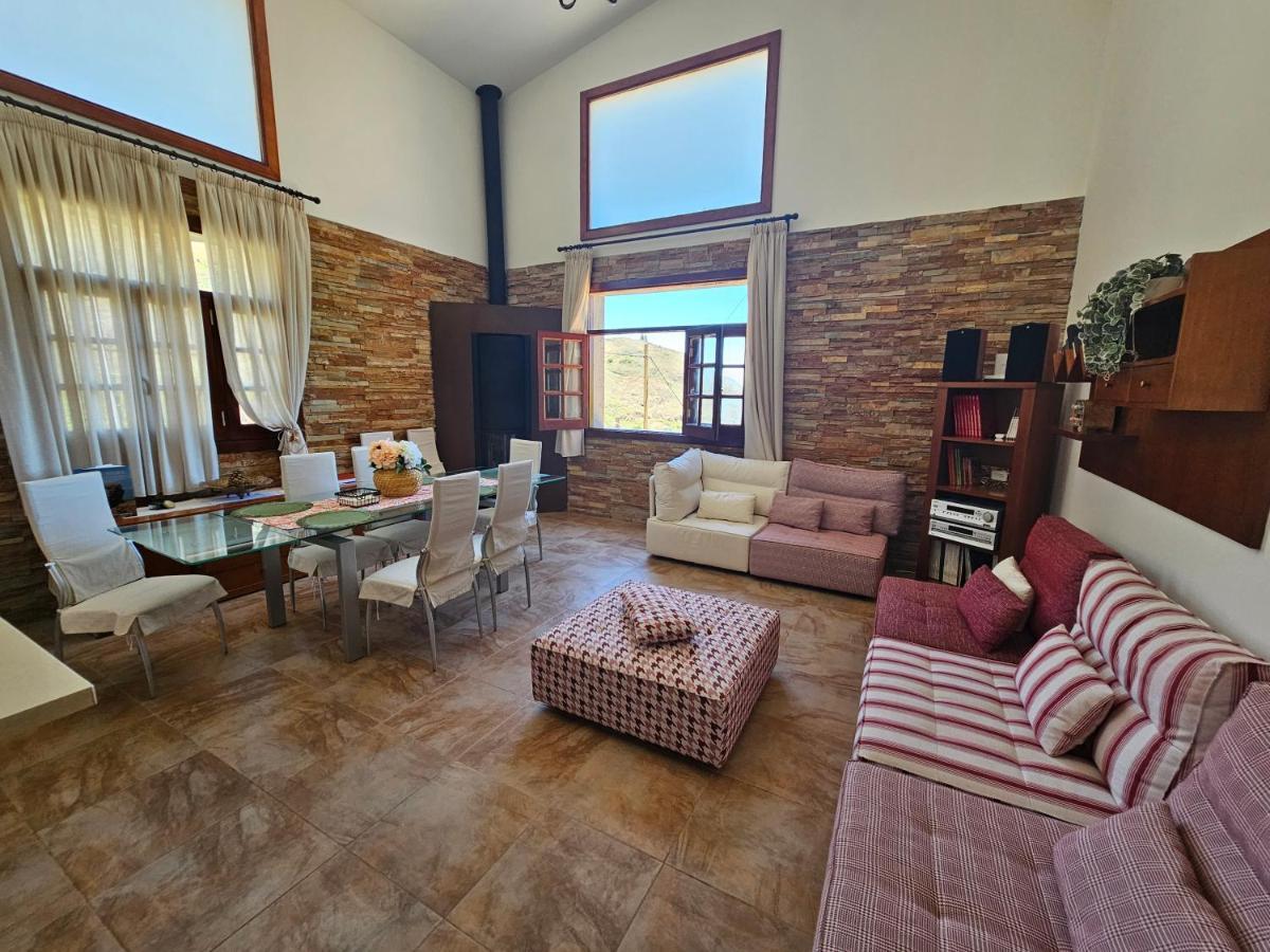 Villa Mogaren Вега де Сан Матео Екстериор снимка