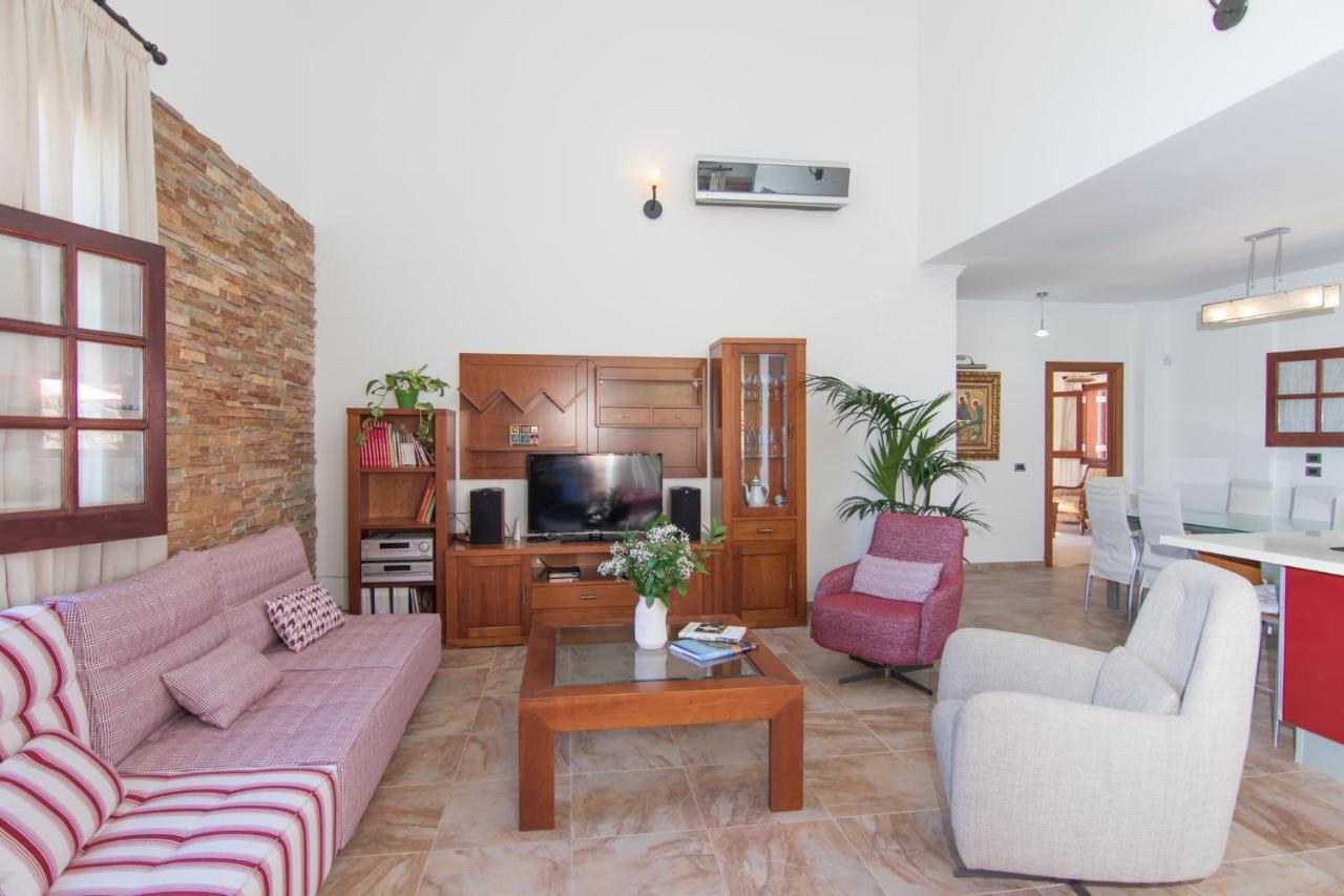 Villa Mogaren Вега де Сан Матео Екстериор снимка